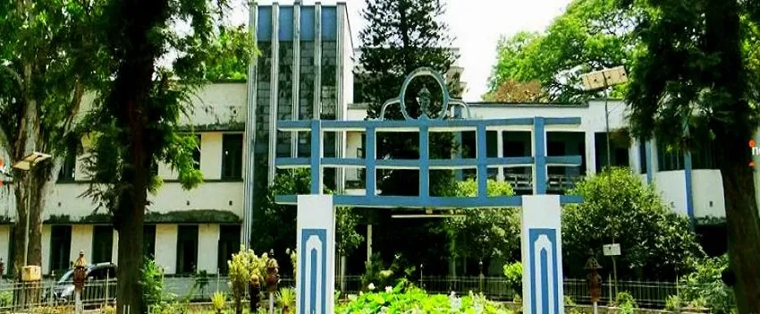 Berhampore Girls' College campus