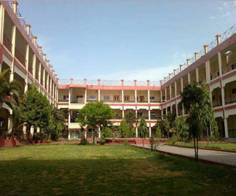 Bhopal Institute of Technology & Science campus