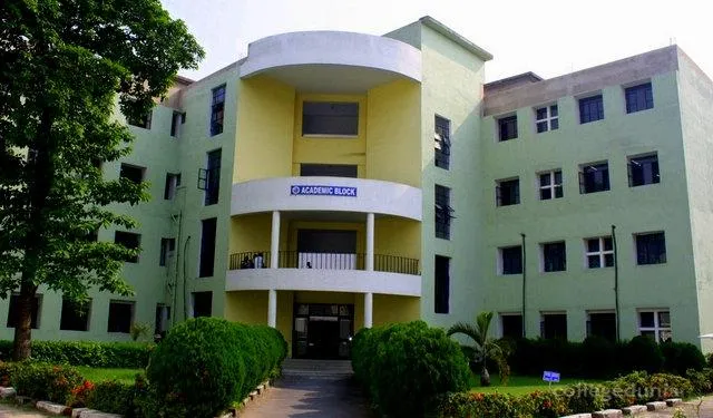 Calcutta Institute of Engineering and Management campus