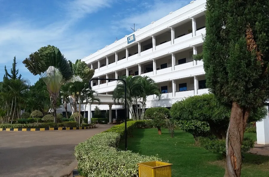 Channabasaveshwara Institute of Technology campus