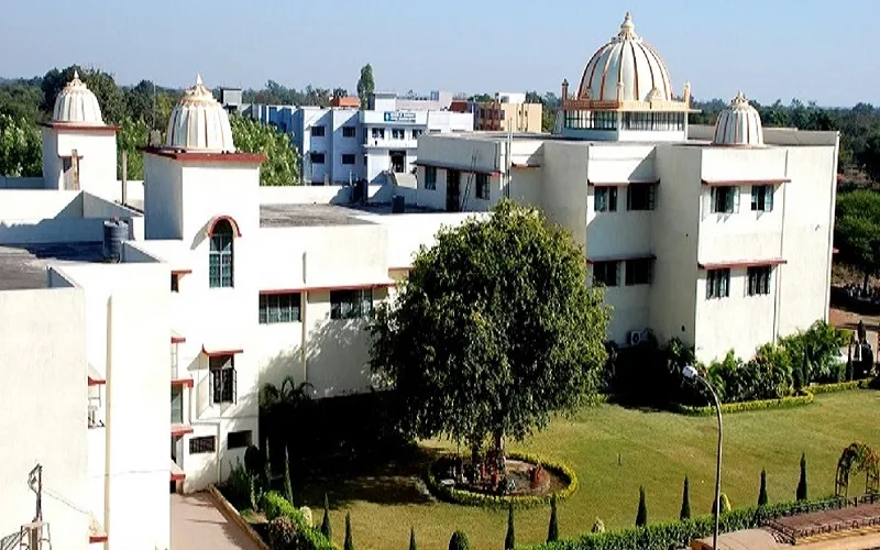 Chouksey Engineering College campus