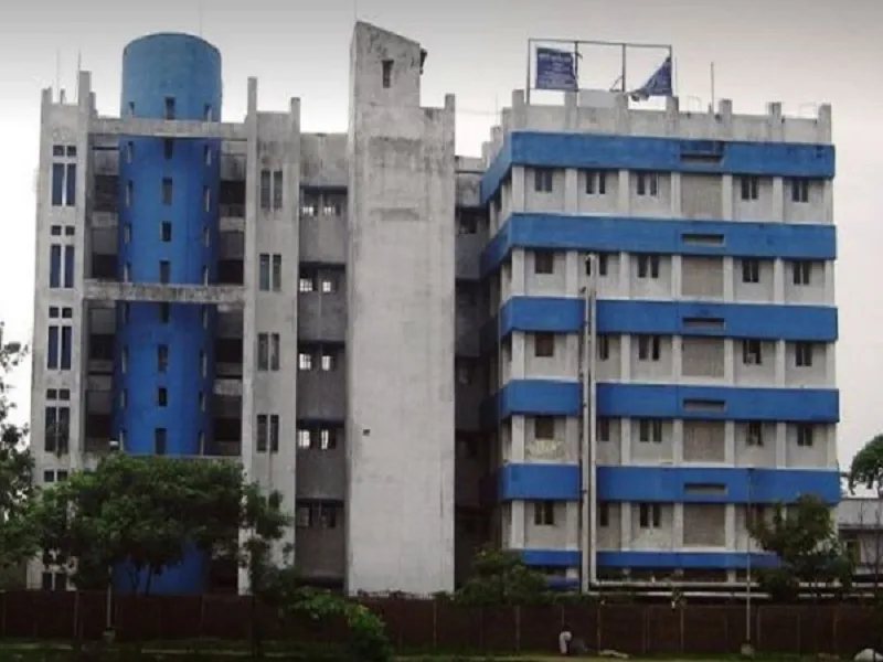 College of Medicine and Sagore Dutta Hospital, Kolkata campus