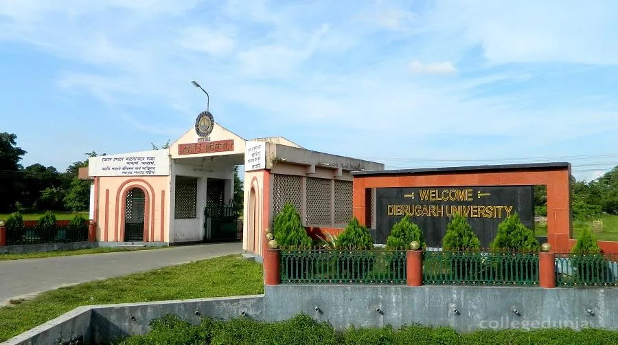 D. H. S. K. Commerce College campus