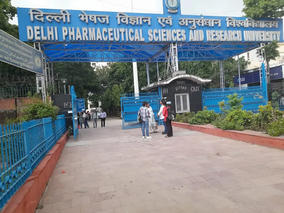 Delhi Institute of Pharmaceutical Sciences & Research campus