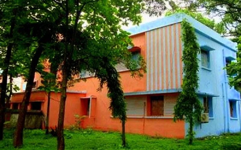 Deshabandhu Mahavidyalaya campus