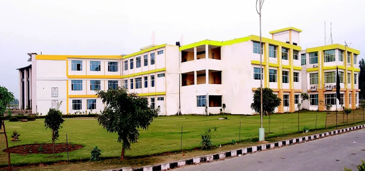 E-Max College of Education campus