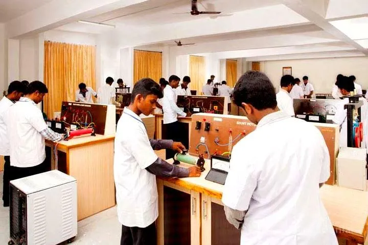 Fatima Michael College of Engineering & Technology campus