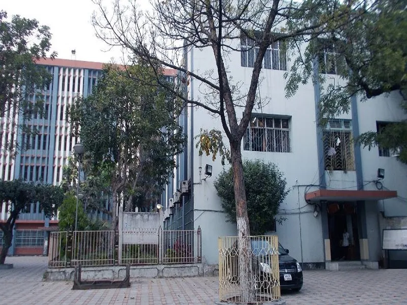 Goenka College of Commerce & Business Administration campus