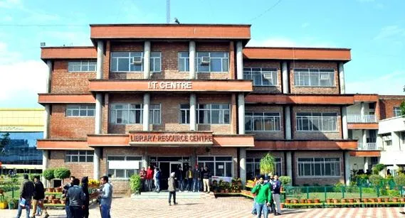 Goswami Ganesh Dutta Sanatan Dharma College campus
