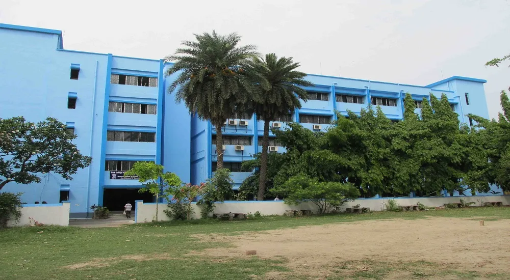 Government College of Engineering & Ceramic Technology campus