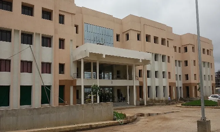 Government Medical College (Bharat Ratna Shri Atal Bihari Vajpyee Memorial Med. Col.), Rajnandgaon campus