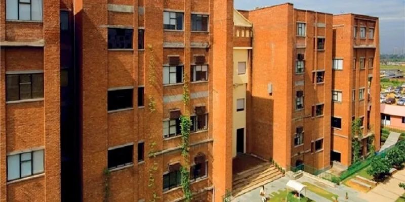 Iilm Institute for Higher Education campus