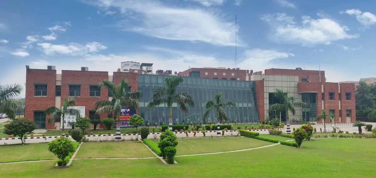 Jaipuria Institute of Management campus