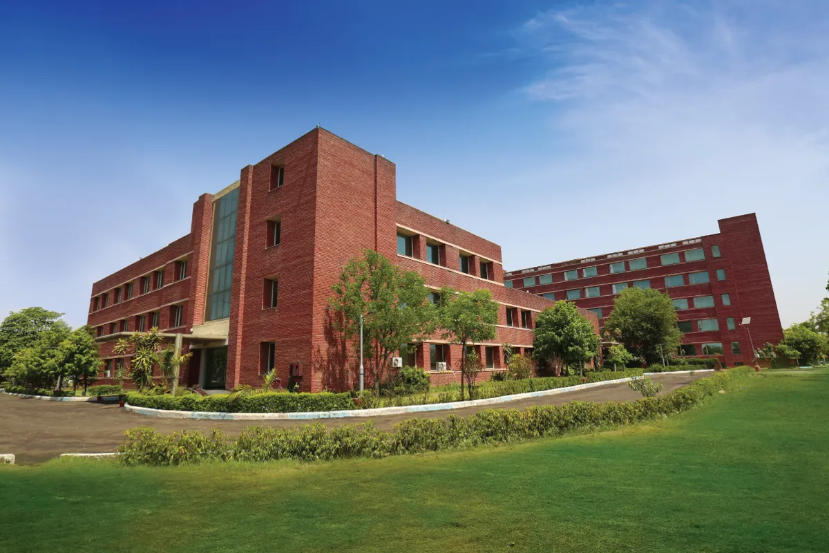 JK Business School campus