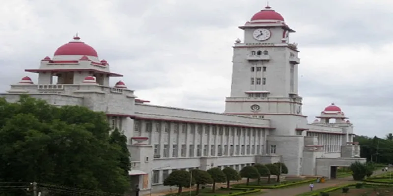 Kittel Arts College, Dharwad campus