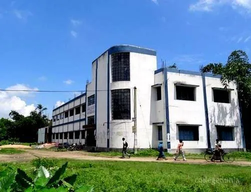 Lalgola College campus