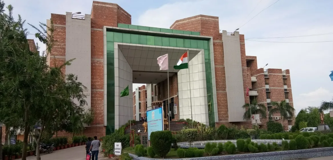 Maharaja Agrasen Institute of Management Studies campus