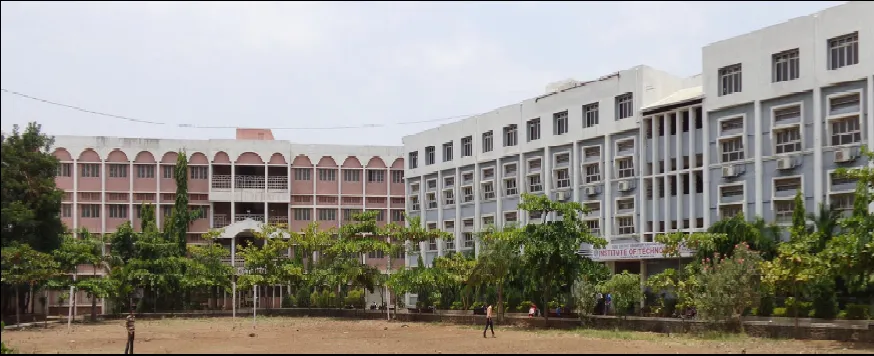 Mahatma Phule Institute of Management and Computer Studies campus