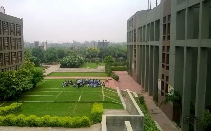 Master School of Management campus