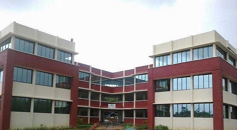 Metropolitan Institute of Technology and Management campus