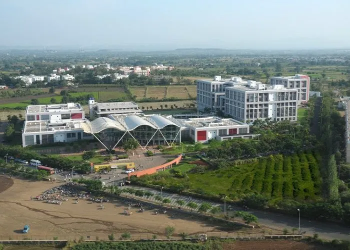 METs School of Architecture and Interior Design campus