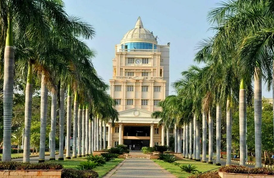PGP College of Arts and Science campus
