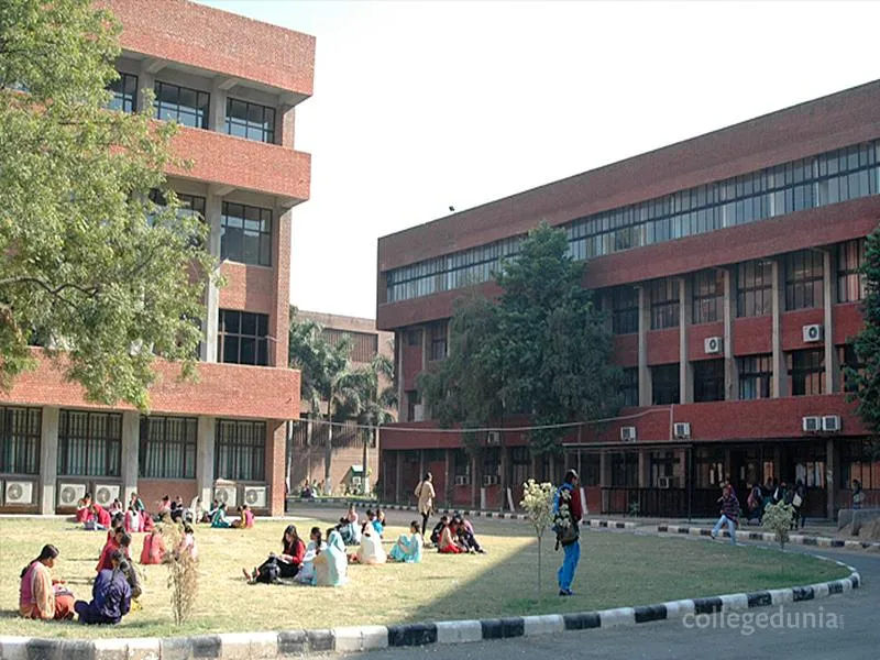 Post Graduate Government College, Chandigarh campus