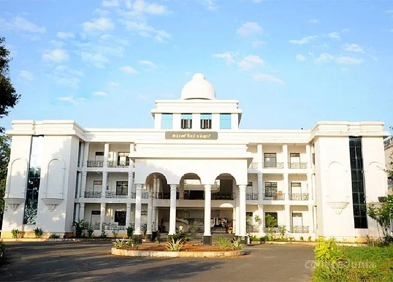 Queen Mary's College campus