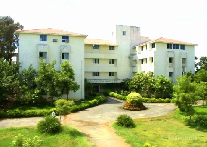 Ragas Dental College & Hospital, Chennai campus