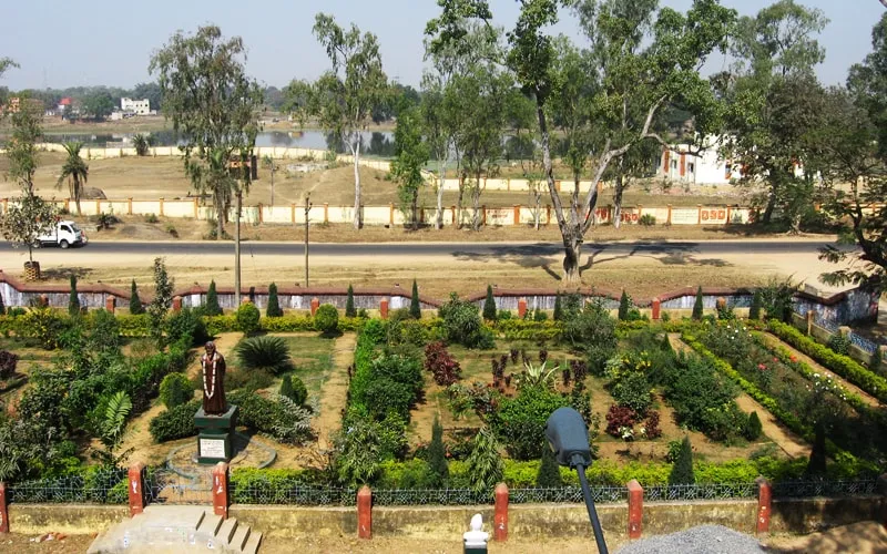 Raghunathpur College campus
