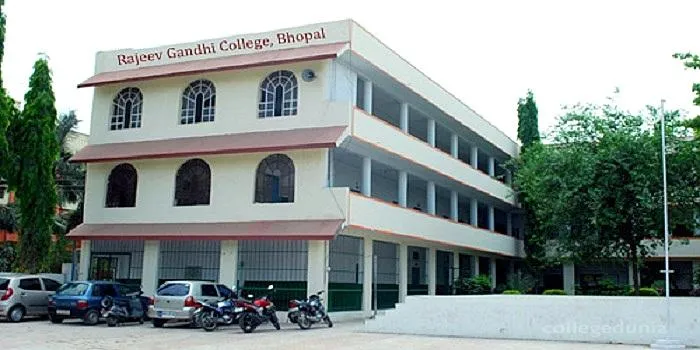 Rajeev Gandhi College, Bhopal campus