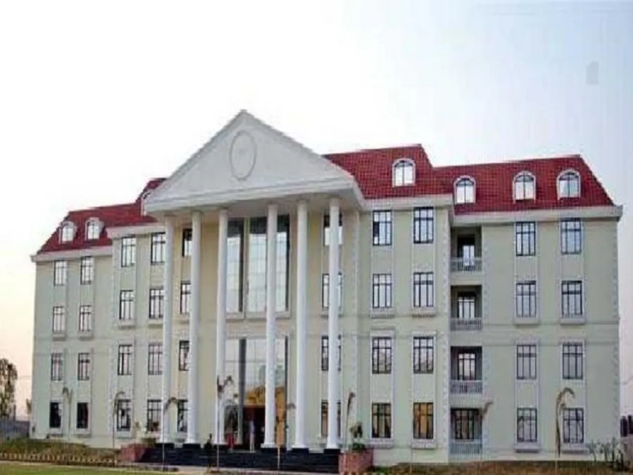Rawal Institute of Management campus