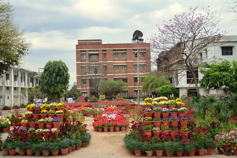 Sardar Bhagwan Singh University campus