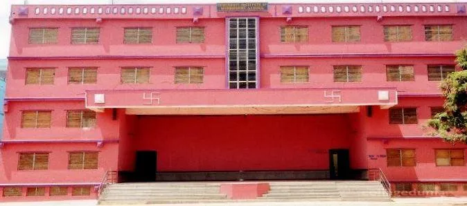 Shushruti Institute of Management Studies campus