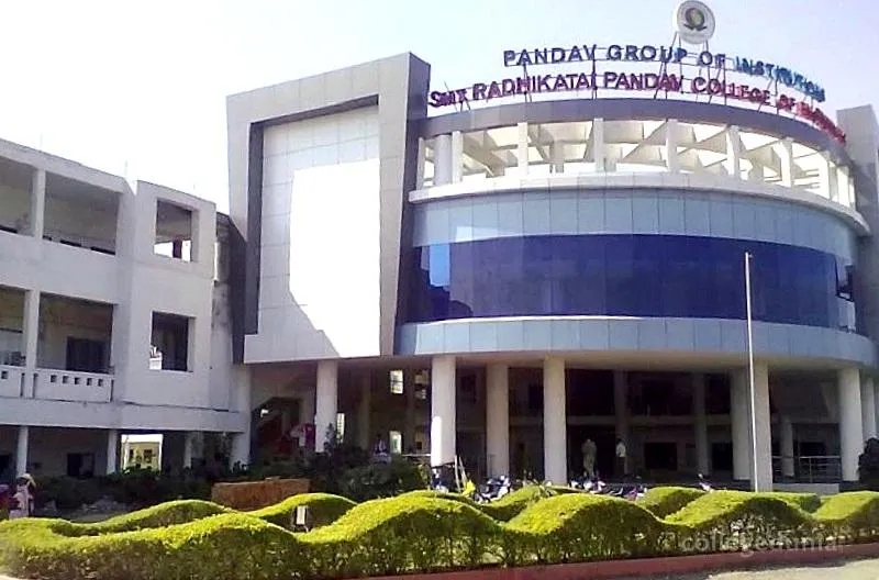 Smt. Radhikatai Pandav College of Engineering campus