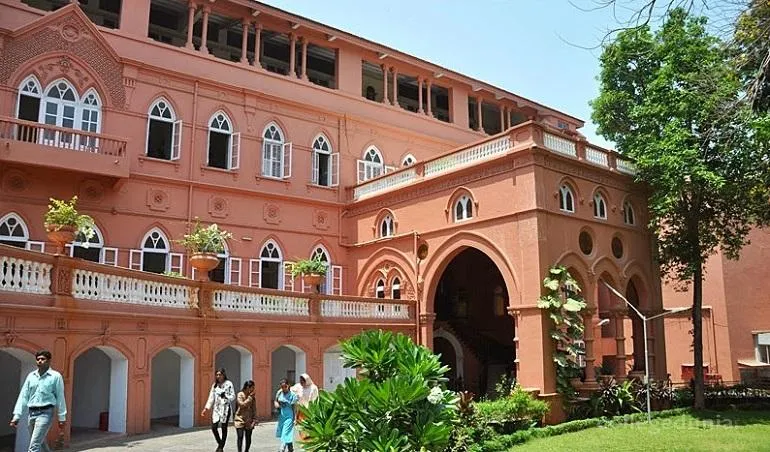 Sophia College for Women campus