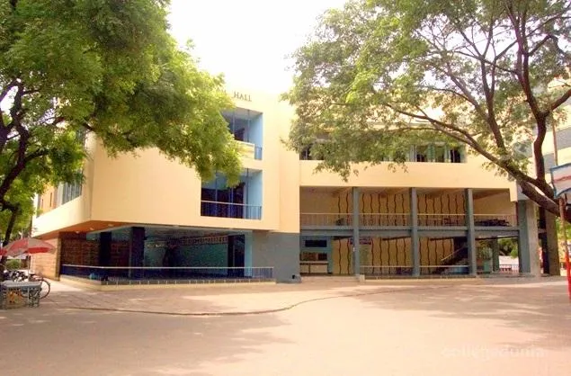 Sri Sathguru Sangeetha Vidyalayam campus