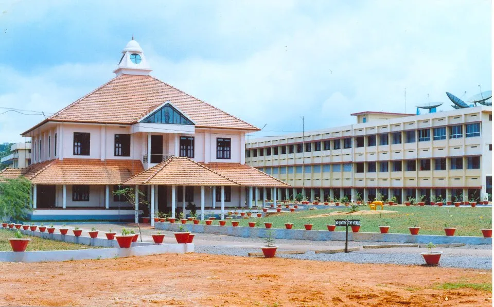 St. George's College Aruvithura campus