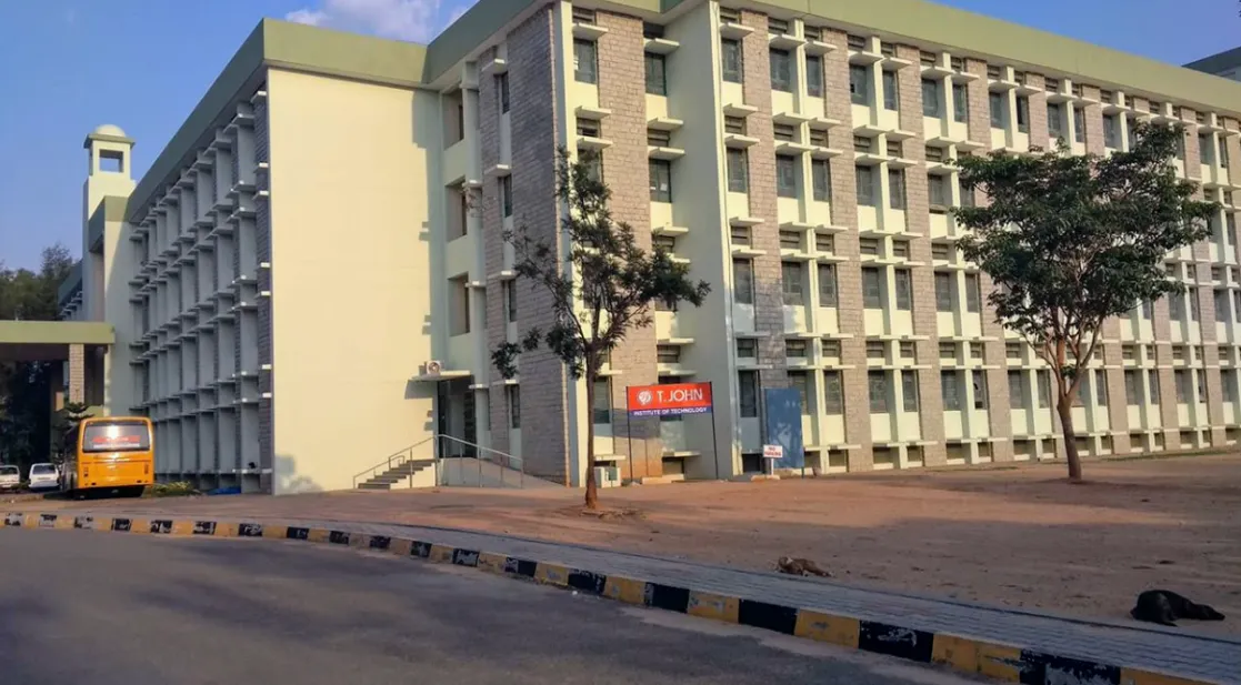 T. John College campus