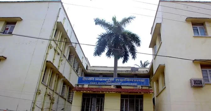 Taki Government College campus