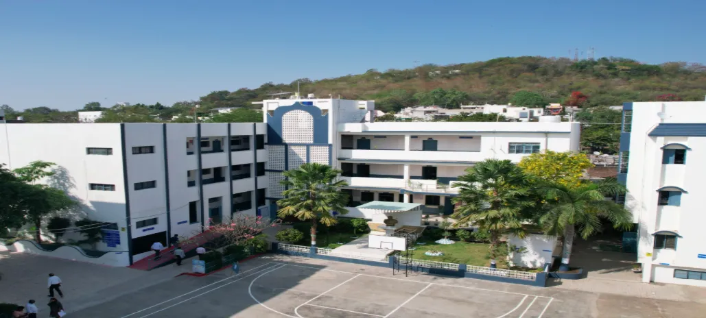 Takshashila Mahavidyalaya campus
