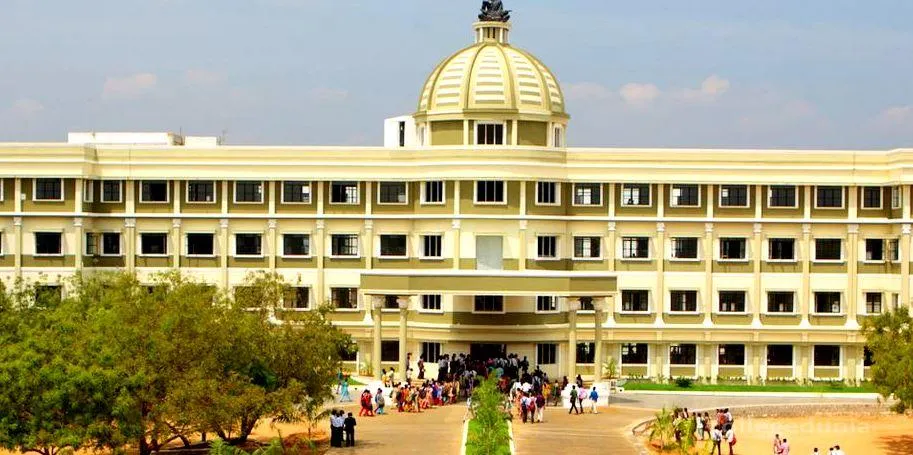 Valluvar College of Science and Management campus