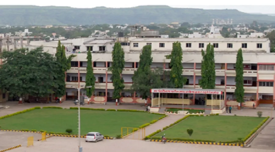 Vivekanand Arts Sardar Dalipsingh Commerce and Science College campus